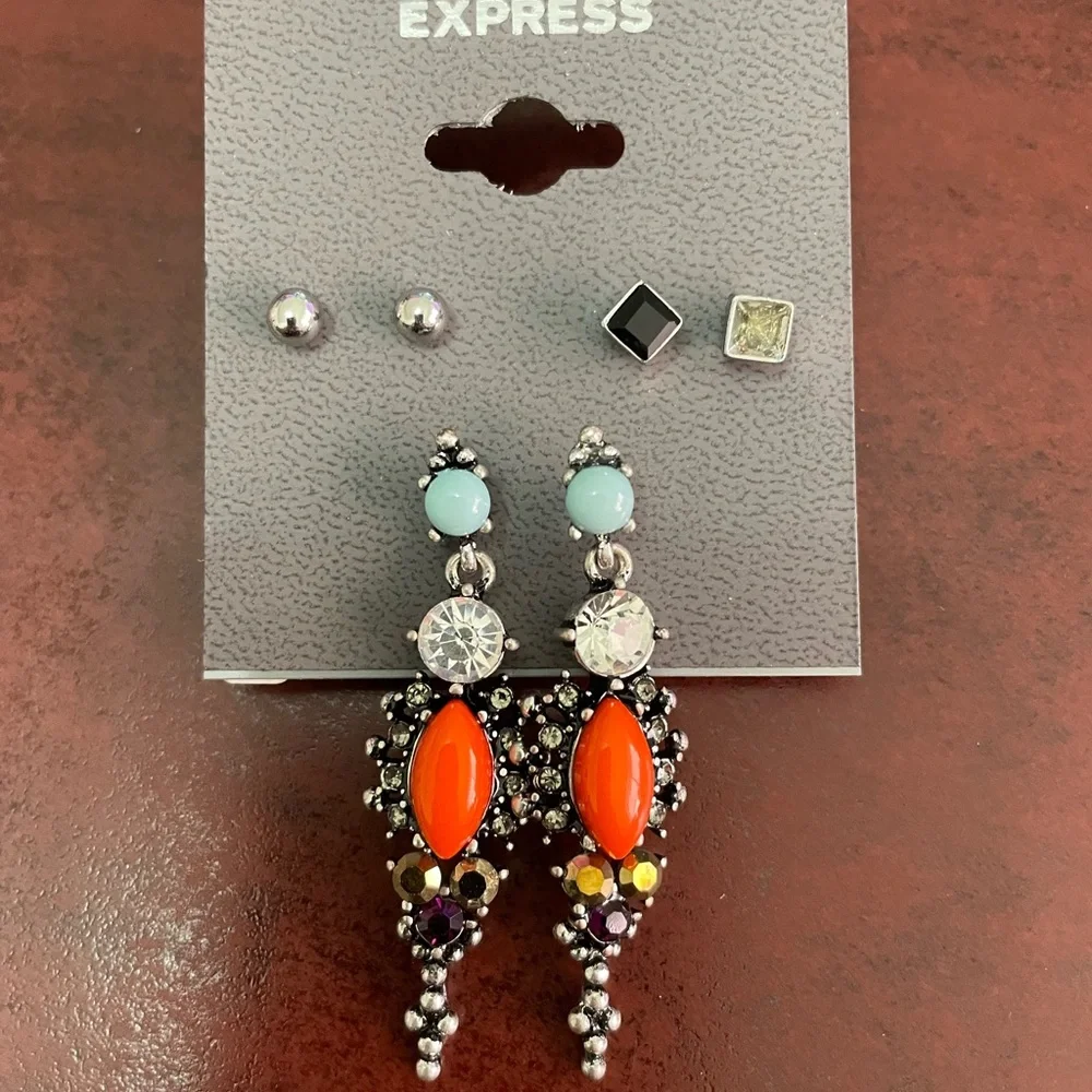 NWT‎ * Express Silver and Orange Dangle Earrings